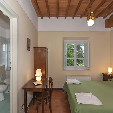 Casa Diocesana Di * Lucca